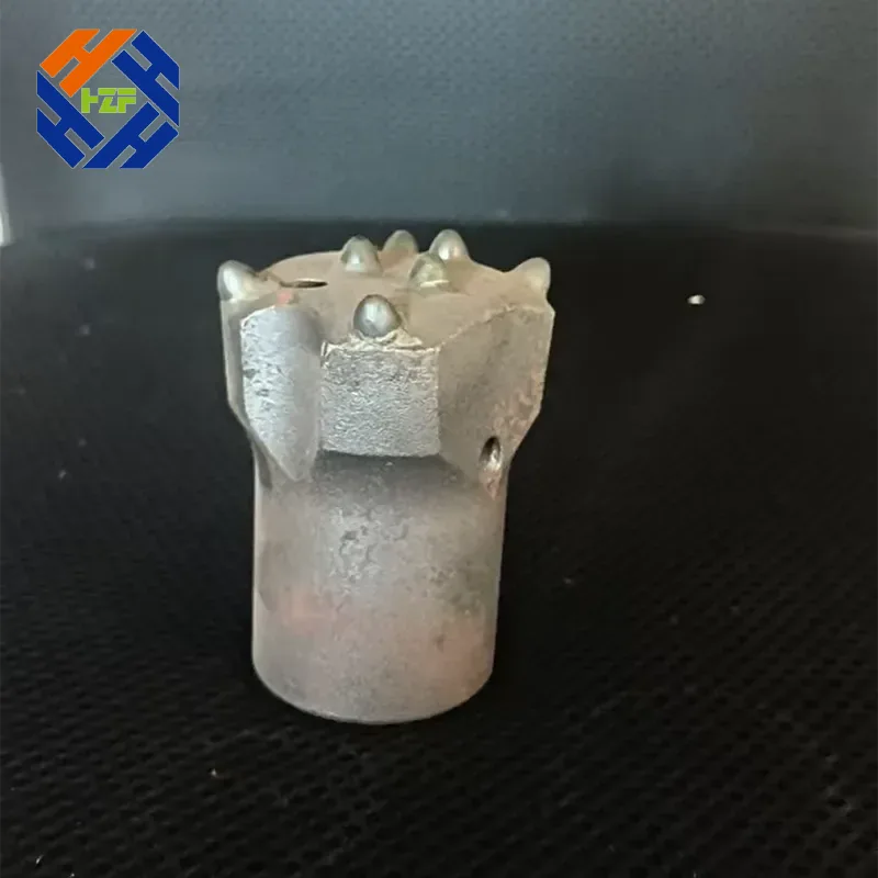 Gesteinsbohrer-Knopfbohrer